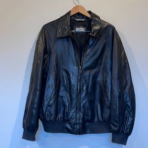 Bally vintage Mens 100% Peau skin leather jacket made in France